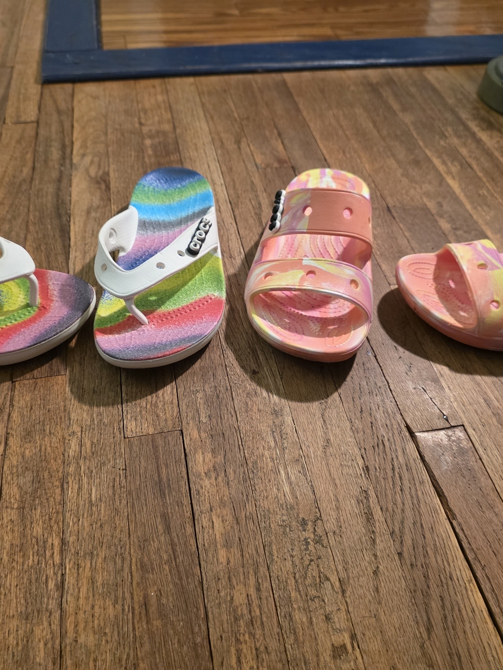 CROCS Women's Rainbow Tie-Dye Flip & Pink Swirl Slide Set **SUMMER ALL THE WAY
